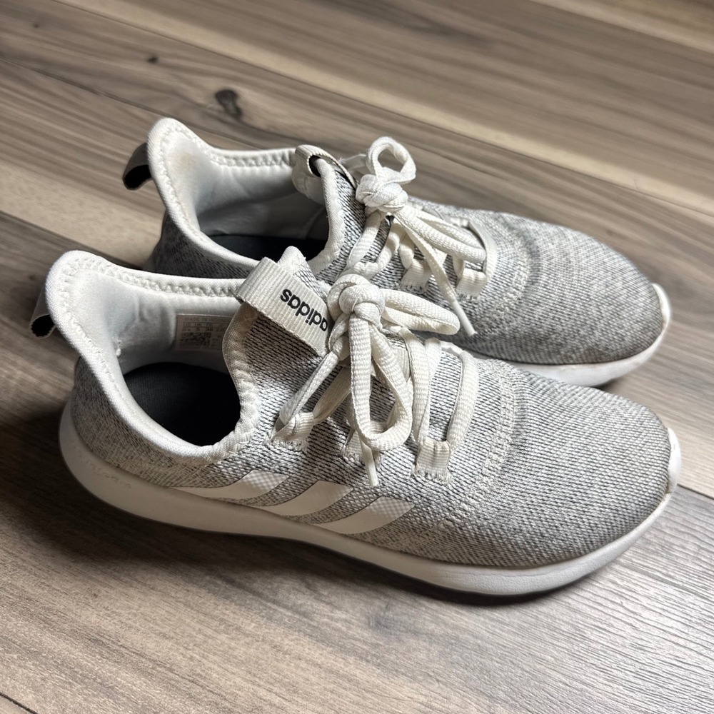 Adidas Cloudfoam Pure 2.0 Grey White Knit Running Shoes H04756 Womens 6.5